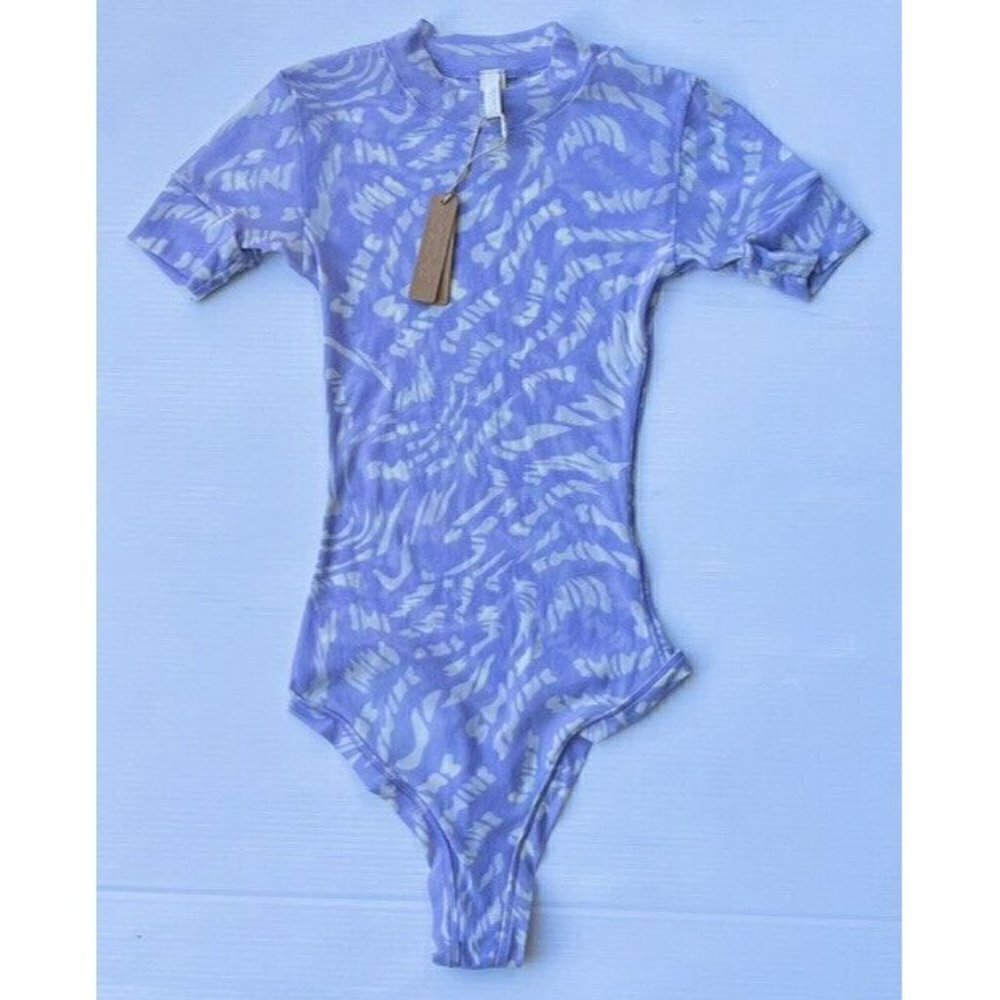 SKIMS Kim Kardashian Plus SUMMER Mesh Lilac Swirl T-Shirt Bodysuit Size XXS - Picture 10 of 11
